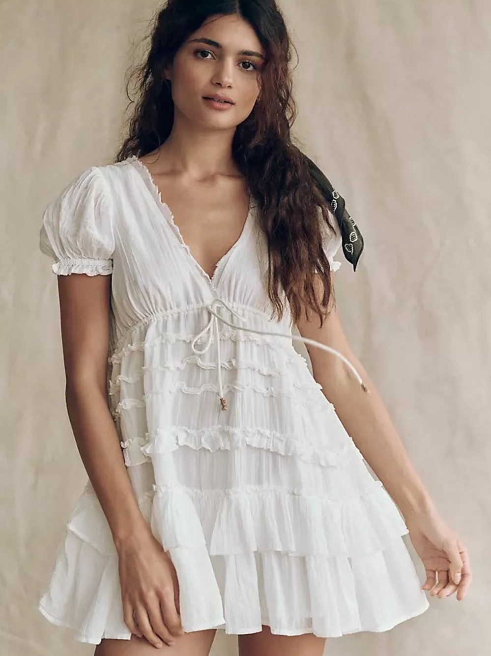 Free People Darcy Mini Dress in ivory/white  Ruffled V-Neck Mini Dress M NWT